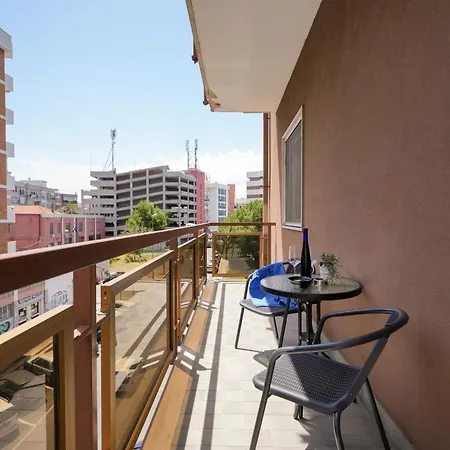 Gli Aquiloni - Steps From The Station Apartament