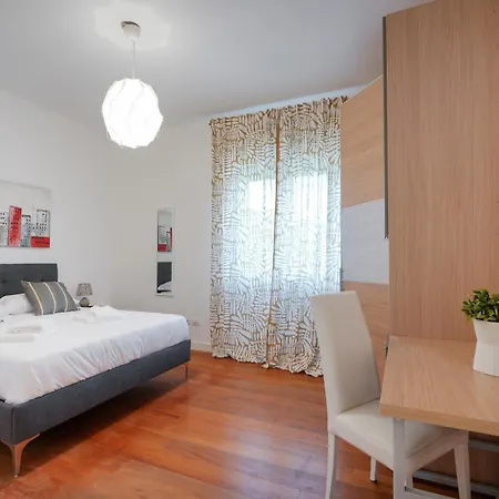 Apartament Gli Aquiloni - Steps From The Station