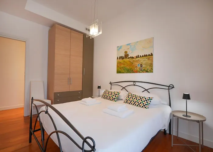 Guesthost - Gli Aquiloni - Steps From The Station *