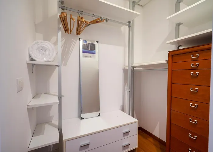 Guesthost - Gli Aquiloni - Steps From The Station Appartement